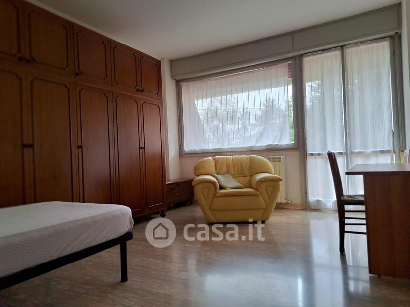 Stanza in Via Bonconte da Montefeltro 28 — foto 8 di 10