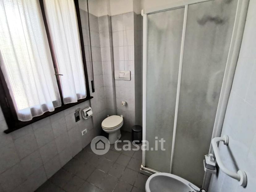 Stanza in Via Angelo Massarotti 77 — foto 2 di 18