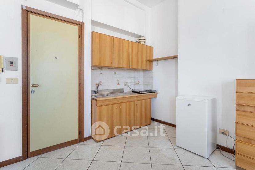 Stanza in Via Giuseppe Giusti 1 — foto 15 di 15
