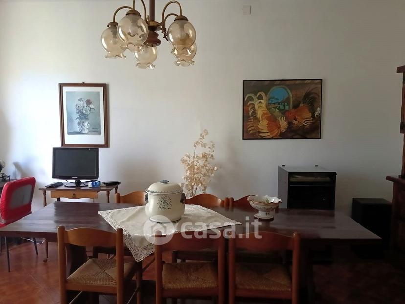 Stanza in Via La Casella — foto 6 di 23