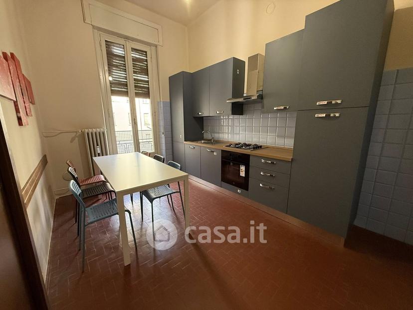 Stanza in Via Giuseppe Verdi 14 — foto 17 di 32