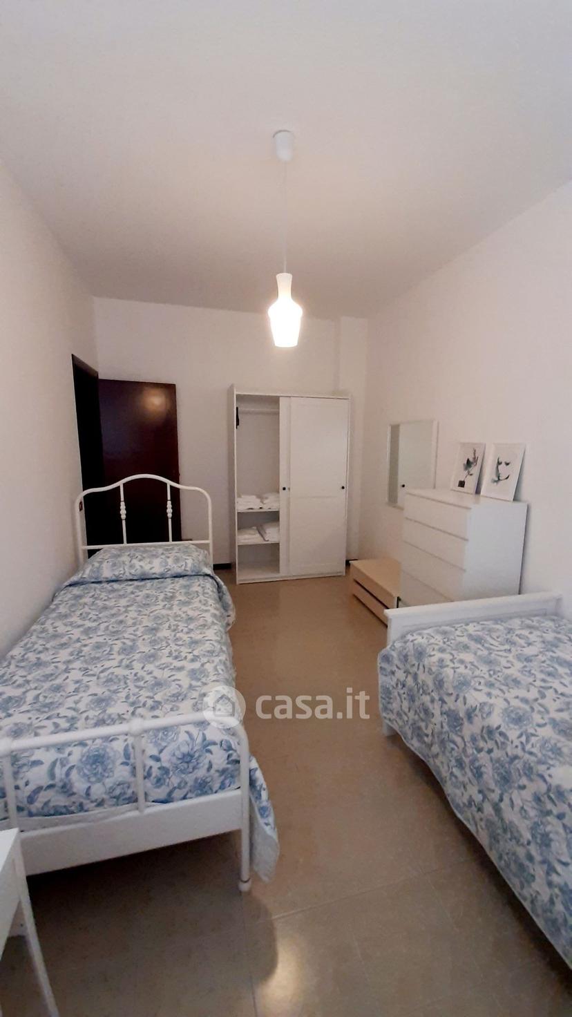 Stanza in Via Pietro Mascagni — foto 10 di 11