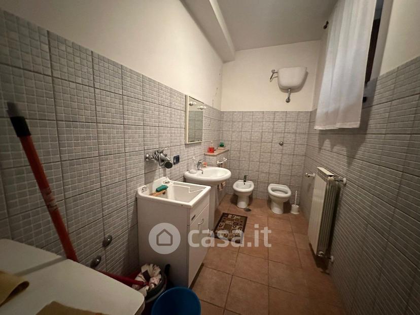 Stanza in Via Fontanelle 2 — foto 9 di 15