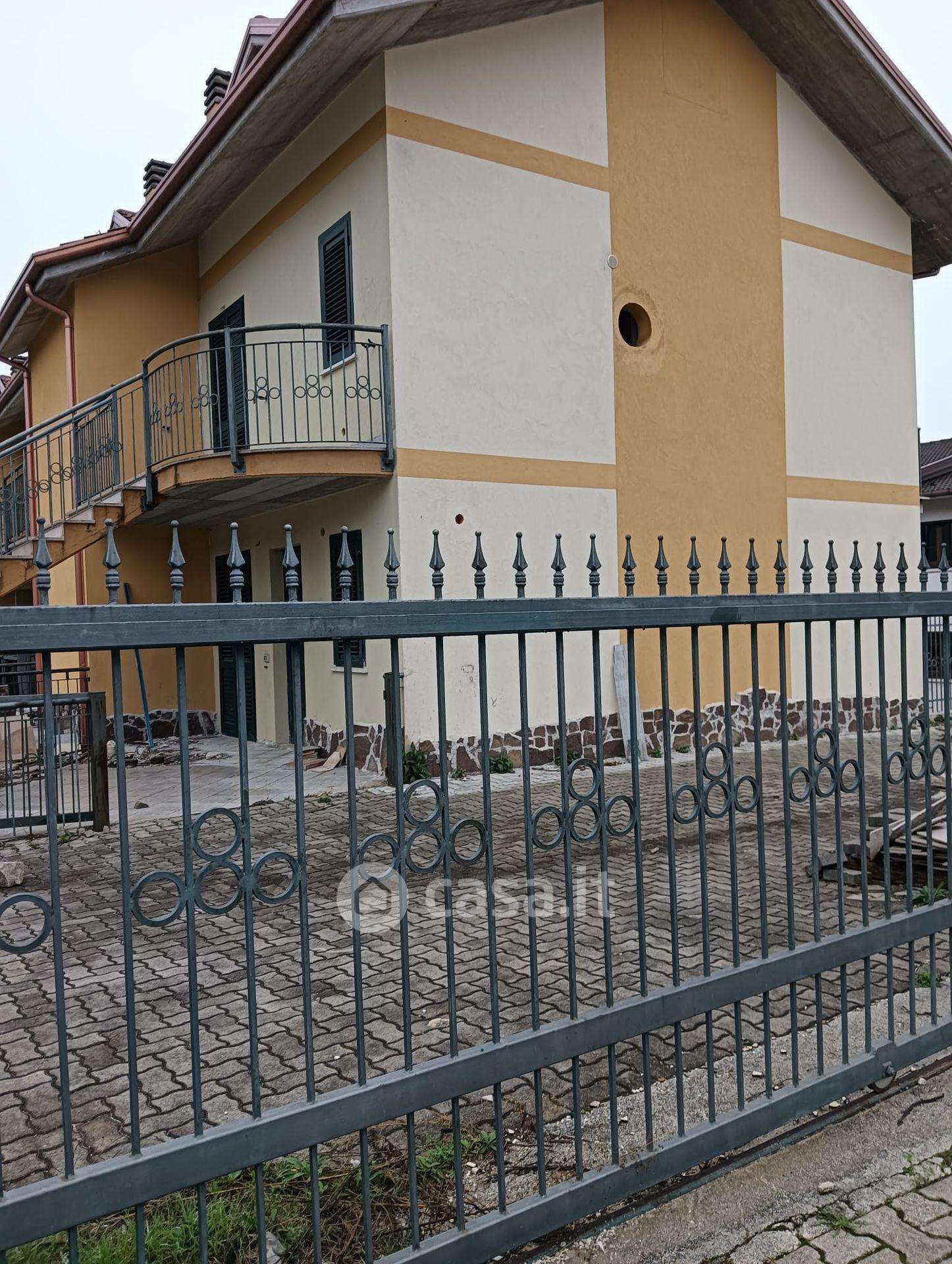 Trilocale in Via dei Popoli Italici
