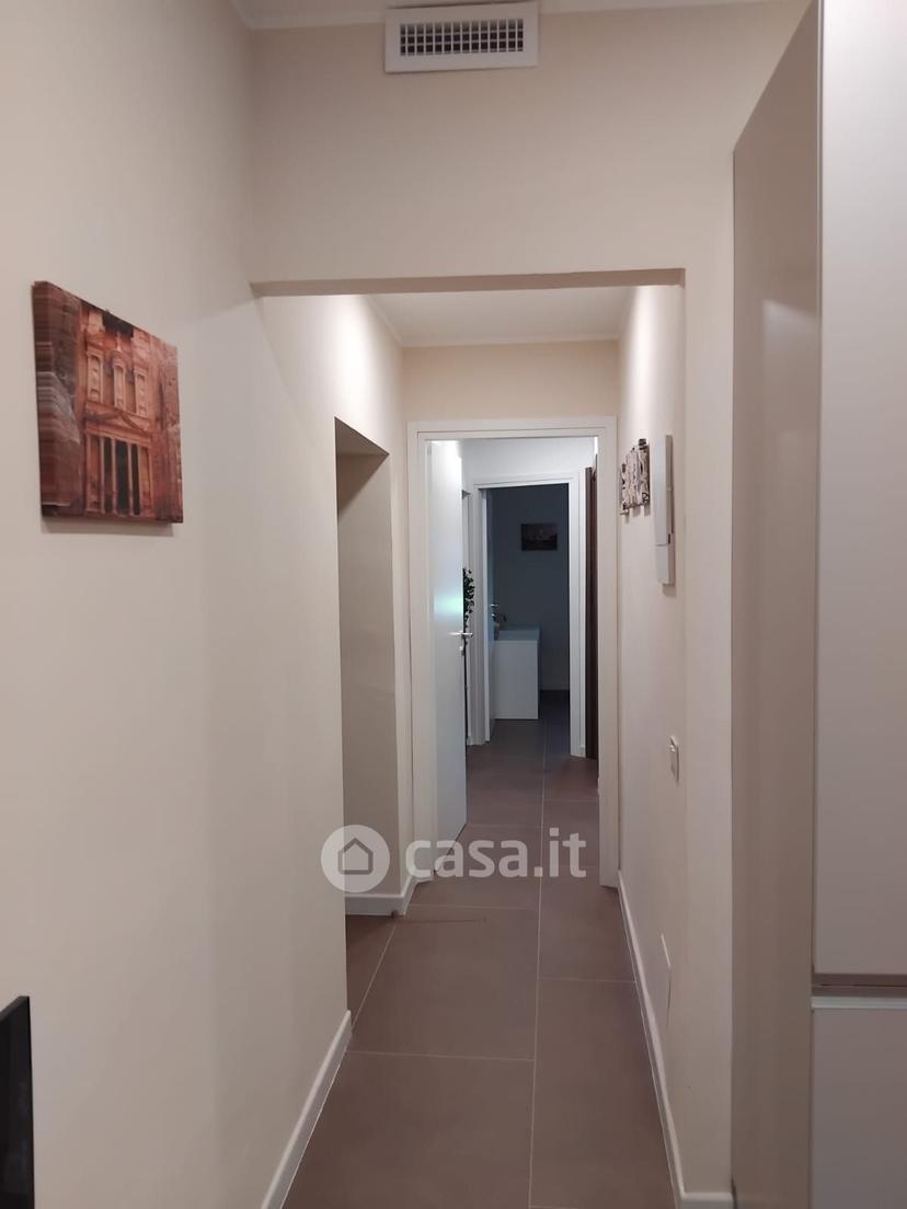 Stanza in Via Vincenzo Pancalducci 80 — foto 8 di 12