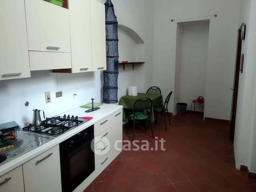 Stanza in Via Monte di Pietà 4 — foto 10 di 31