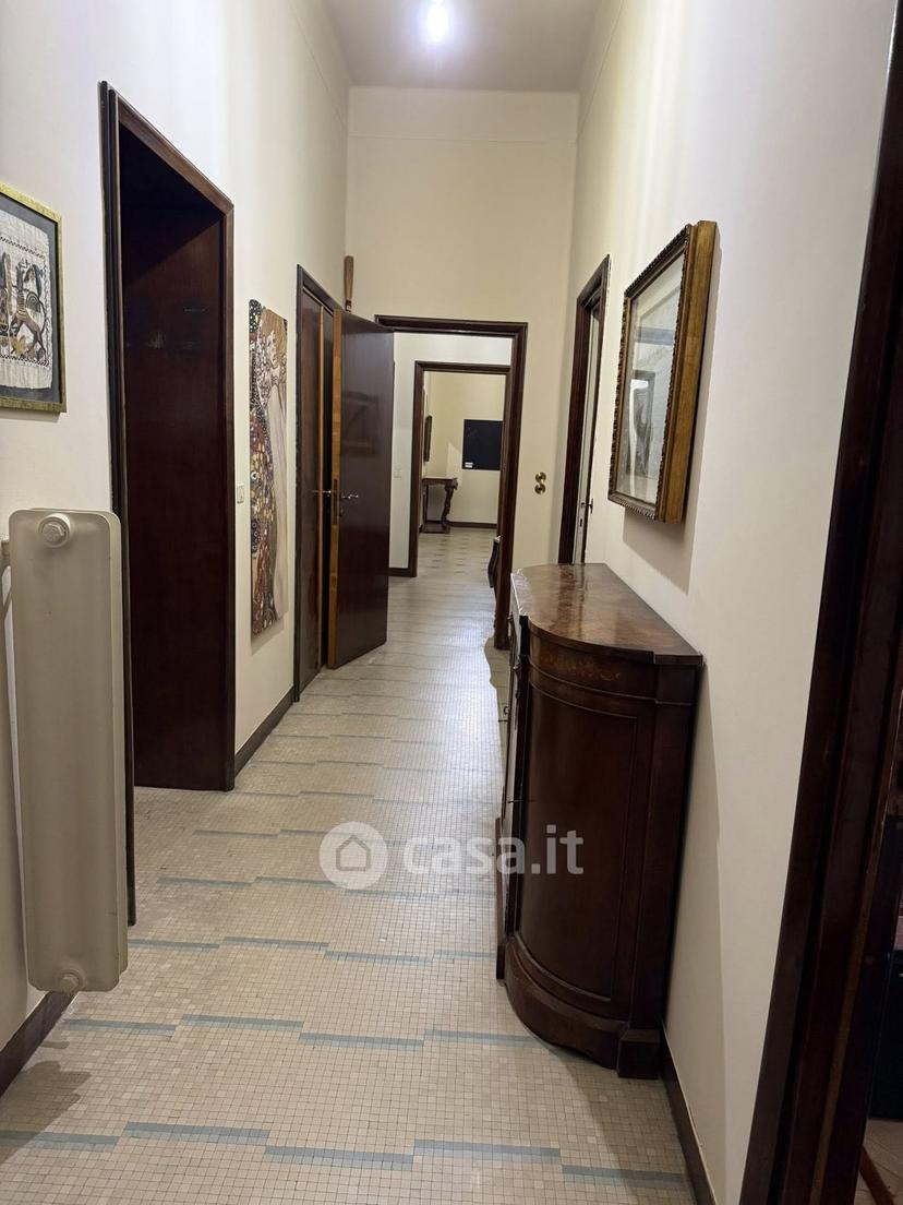 Stanza in Via Giuseppe Verdi 14 — foto 14 di 32