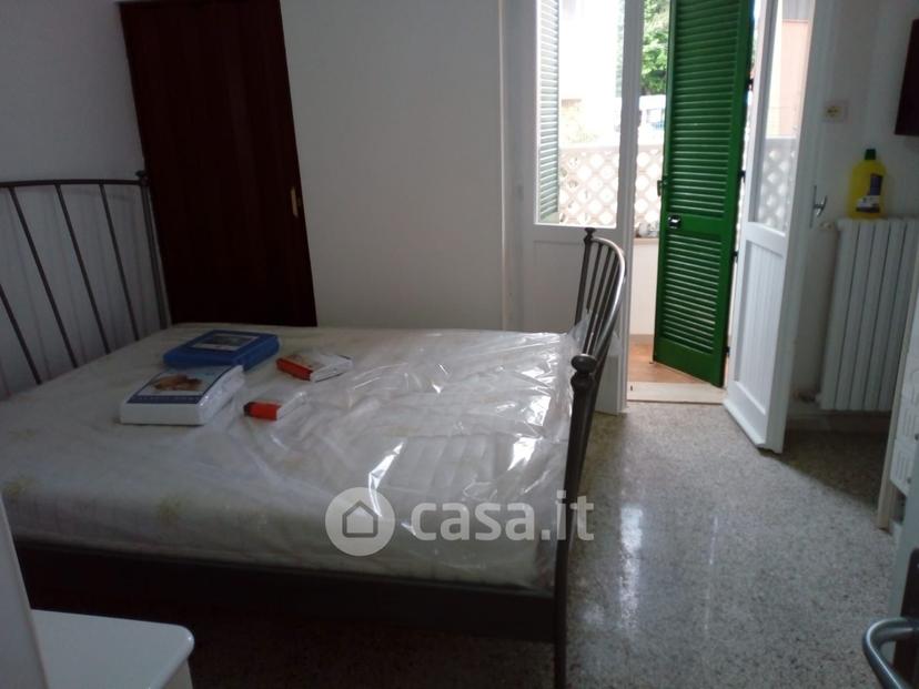 Stanza in Piazza Niccolò Tommaseo 4 — foto 2 di 4