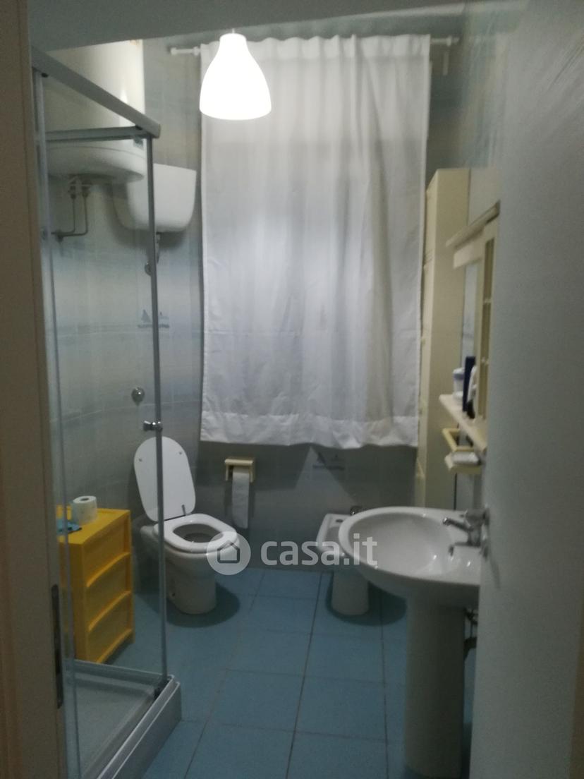Stanza in Via Alcide de Gasperi 7 — foto 15 di 22
