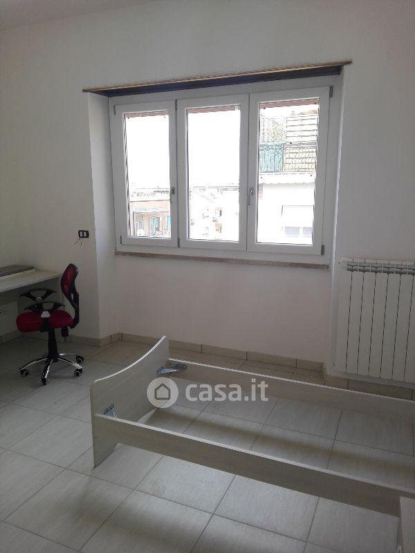 Stanza in Via Marini 6 — foto 7 di 14