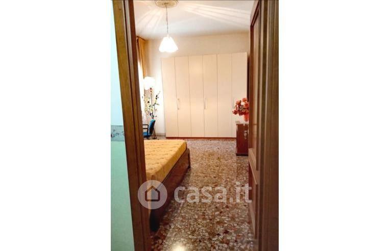 Stanza in Piazza Bernini 51 — foto 6 di 8