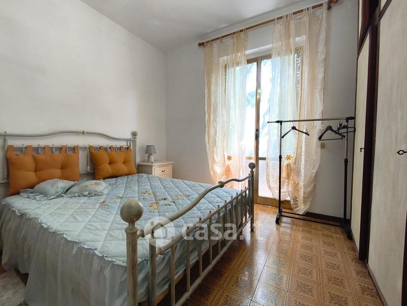 Stanza in Via La Casella — foto 14 di 23