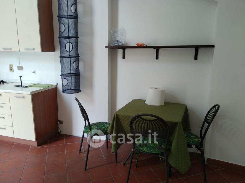 Stanza in Via Monte di Pietà 4 — foto 24 di 31