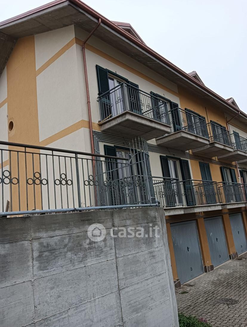 Trilocale in Via dei Popoli Italici — foto 3 di 4