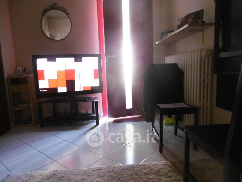 Stanza in Via Costa 12 — foto 6 di 7