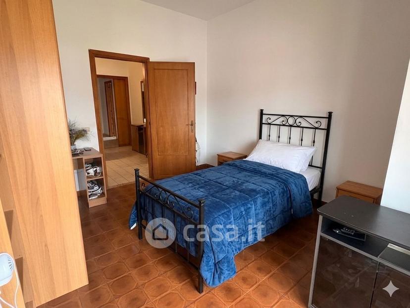 Stanza in Via Gaetano di Biasio — foto 5 di 7