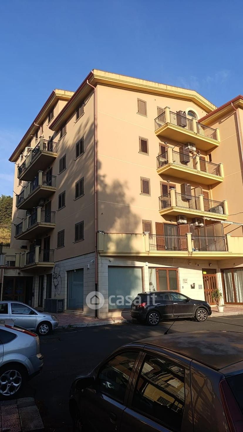 Stanza in Via Veneto 9 — foto 4 di 7