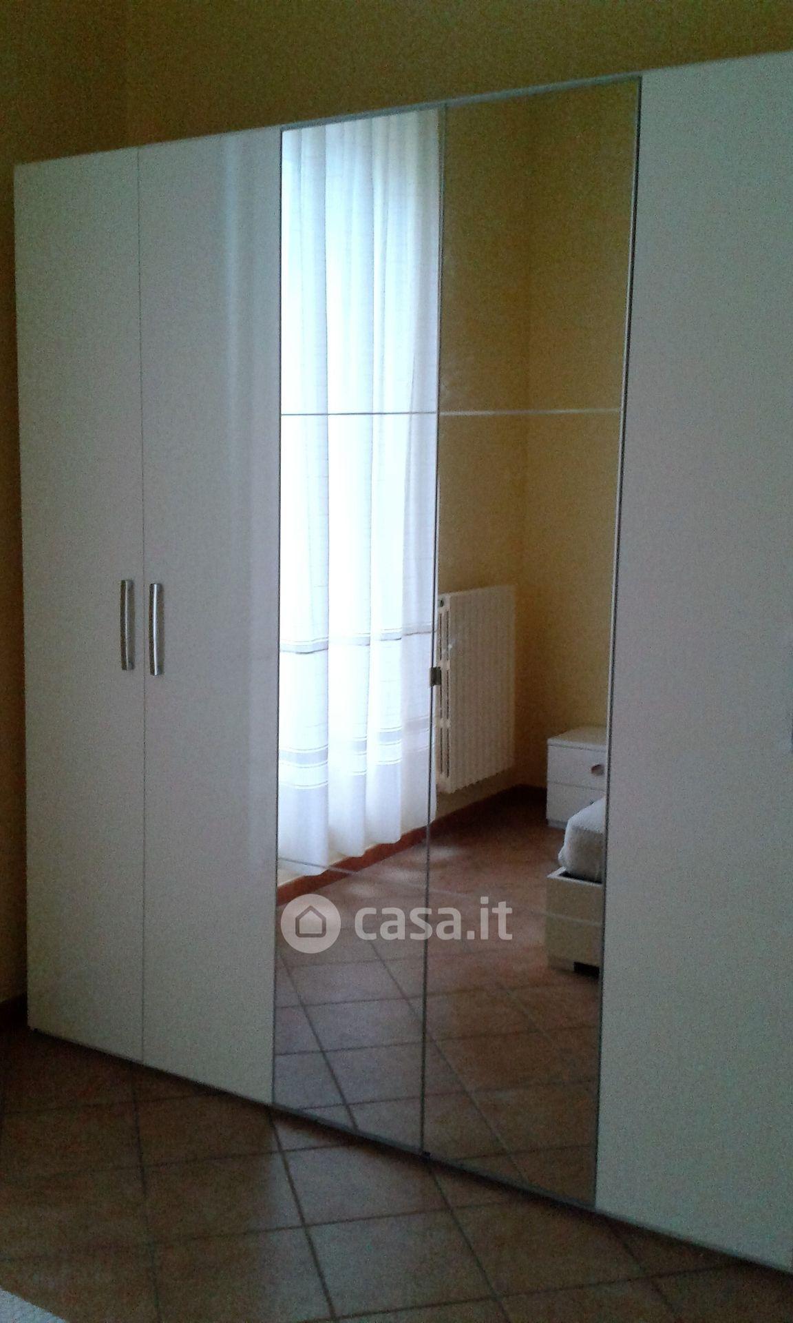 Stanza in Via Lucana 295