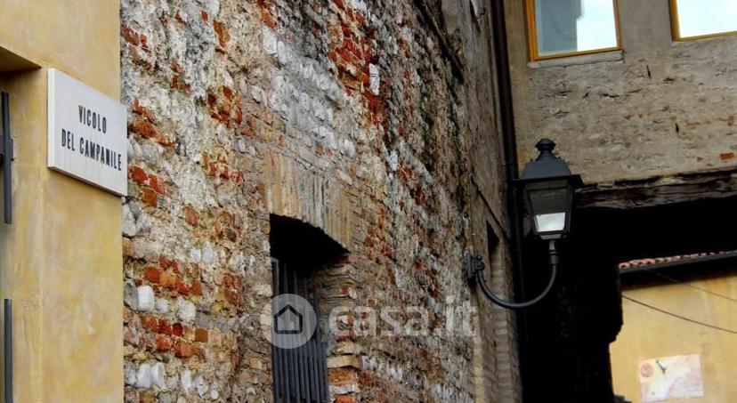 Monolocale in Vicolo del Campanile 6 — foto 14 di 30