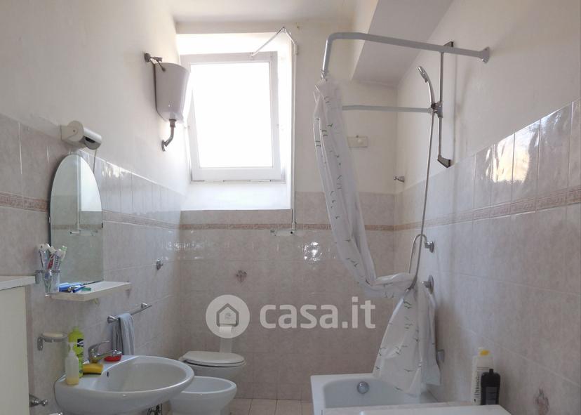Stanza in Via dei Mille 18 — foto 8 di 11