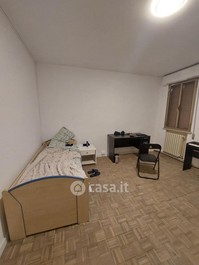 Stanza in Via Monsignor Pozzato 5 — foto 5 di 6