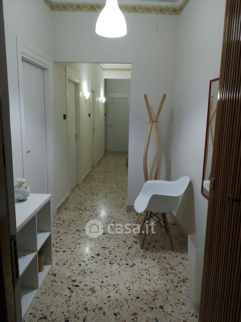 Stanza in Via Alcide de Gasperi 7 — foto 7 di 22