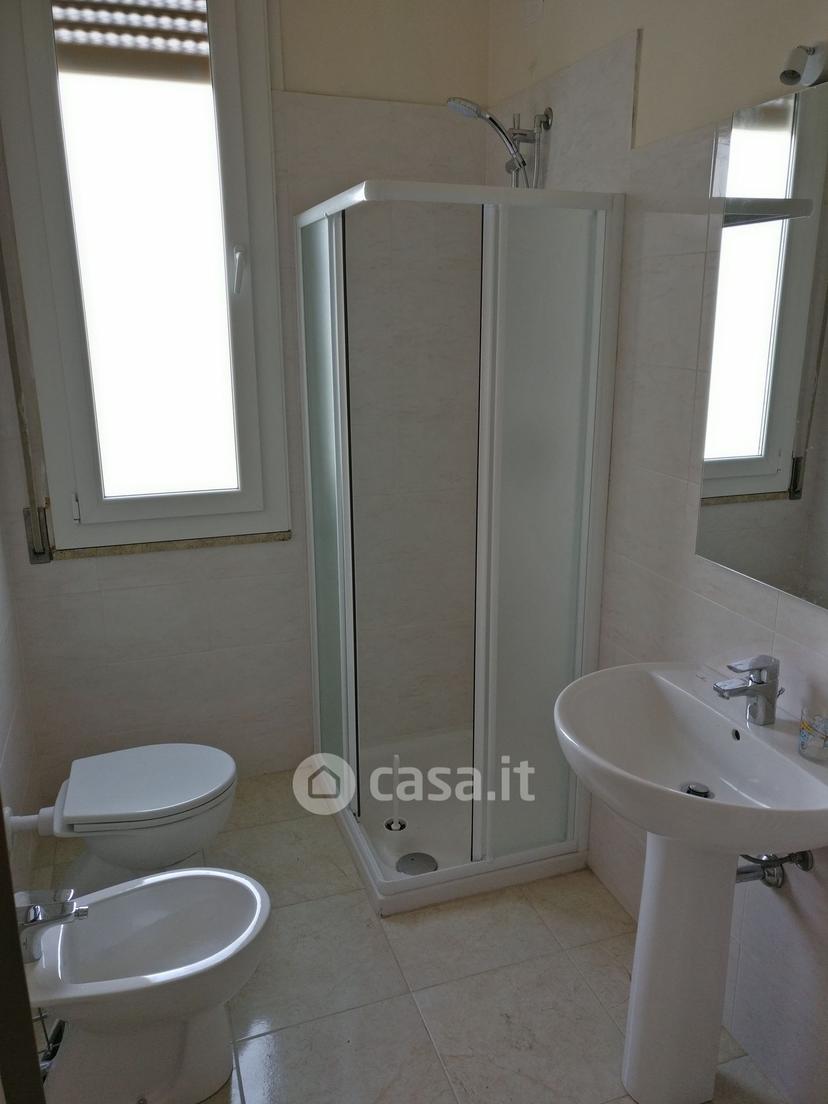 Trilocale in Via Gerolamo Cavezzali 1 — foto 5 di 11