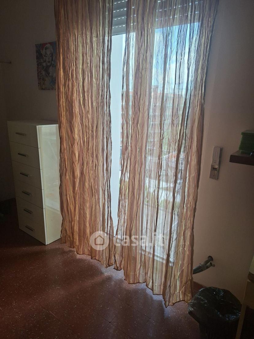 Stanza in Via Luigi Rossi Danielli 7 — foto 13 di 15