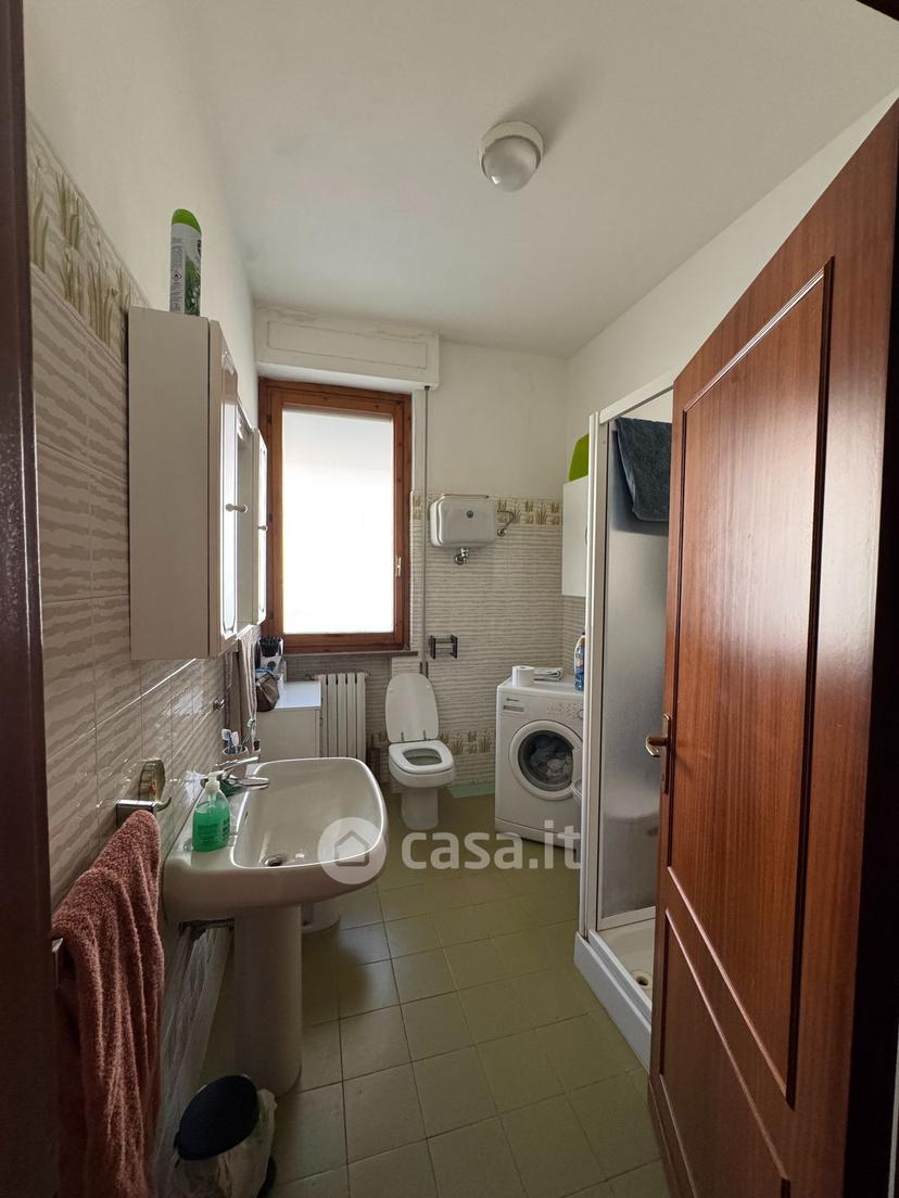 Stanza in Via Tommaso Caffarini 45 — foto 2 di 9