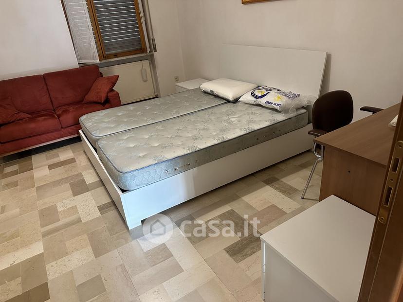 Stanza in Via Raffaele Fulgosio 23