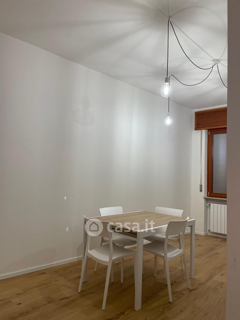 Stanza in Via Piero Bessone 3 — foto 13 di 15