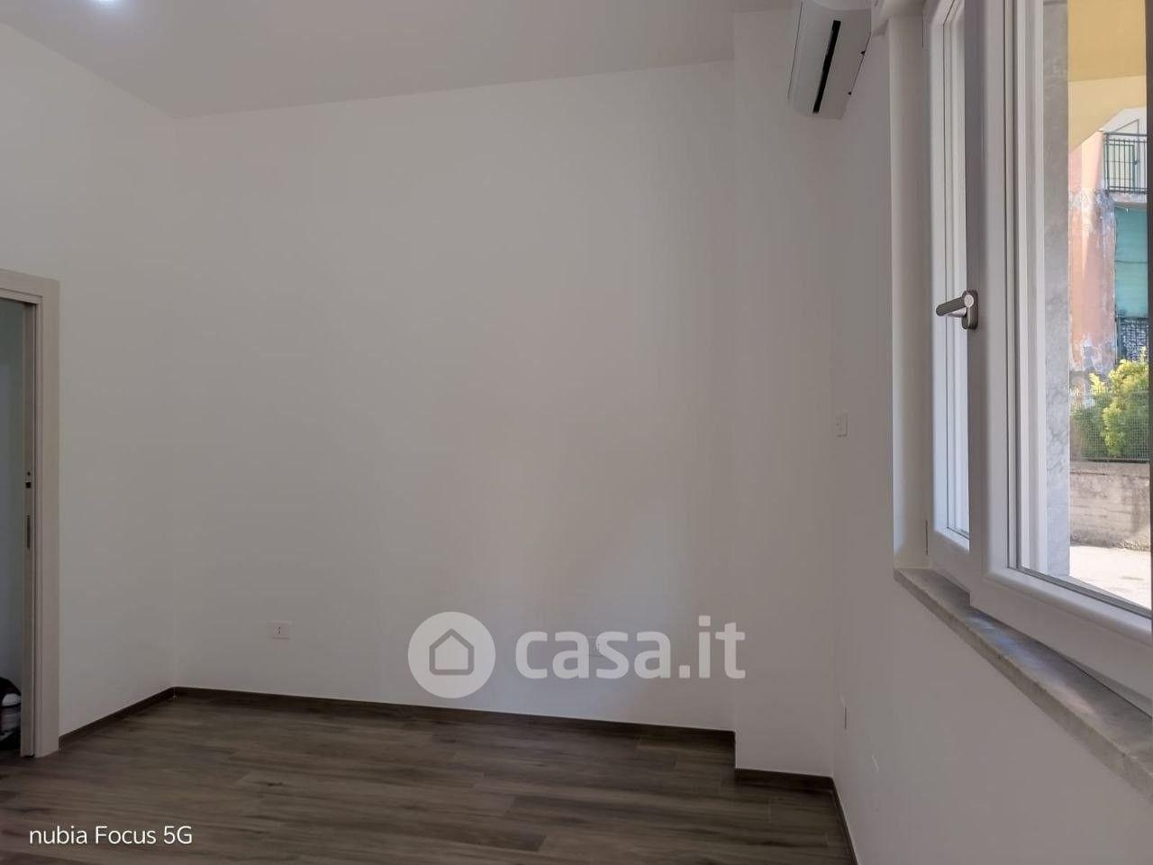 Bilocale in Traversa Via Torre della Catena 24