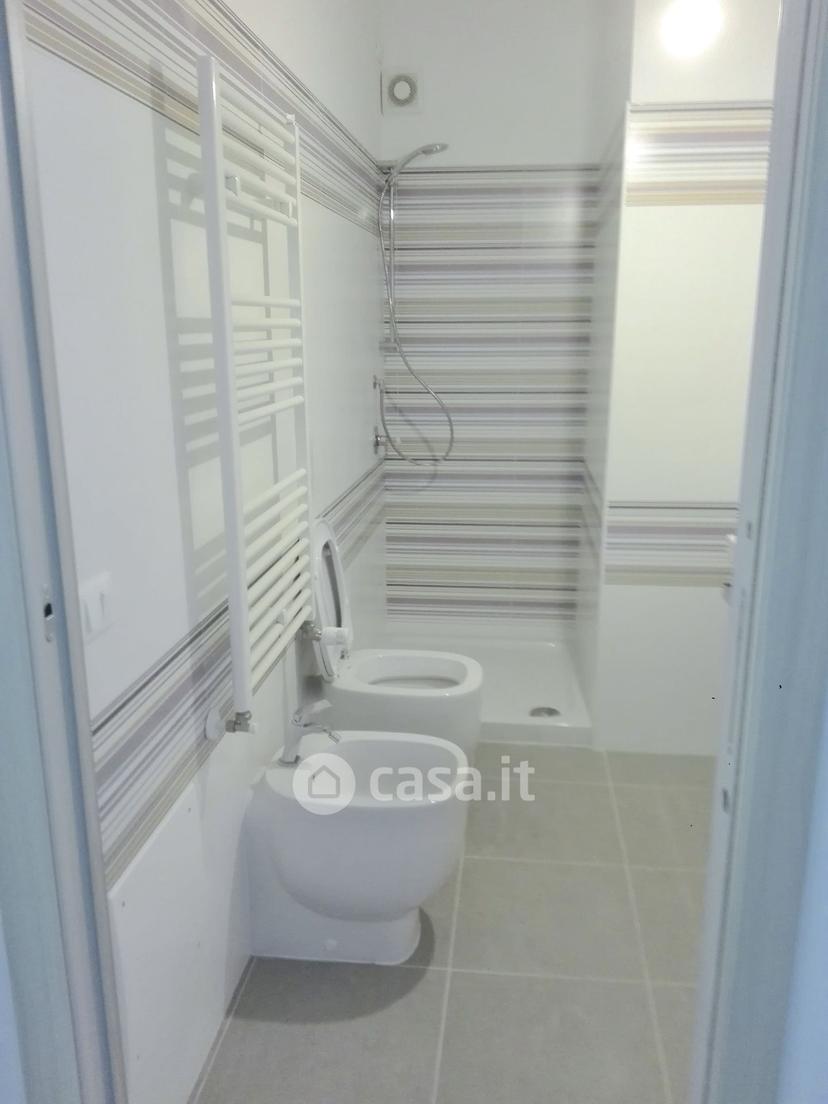 Stanza in Via Sallustio 49 — foto 23 di 32
