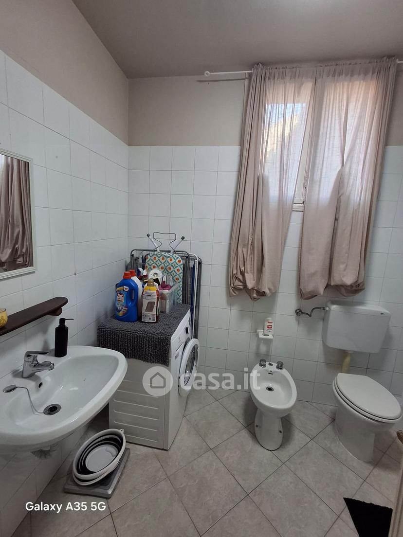 Stanza in Vicolo dei da Carrara 2 — foto 2 di 12
