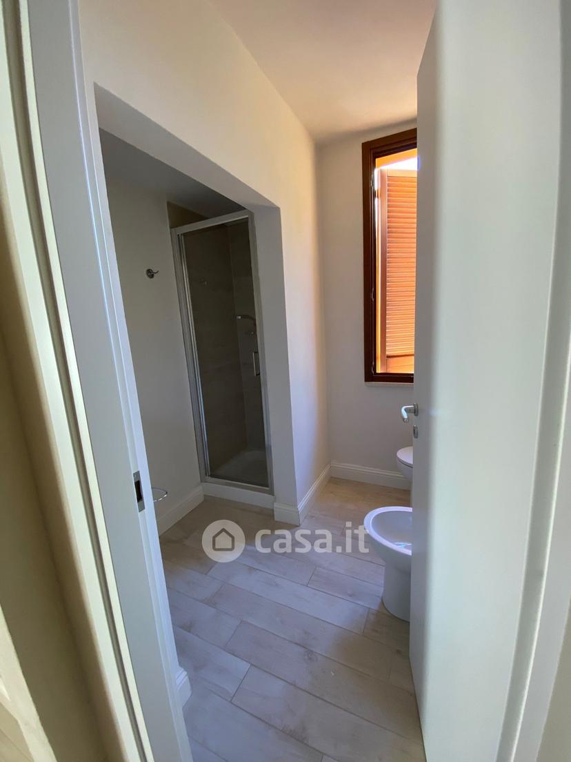 Bilocale in Via Francesco Petrarca 14 — foto 7 di 16