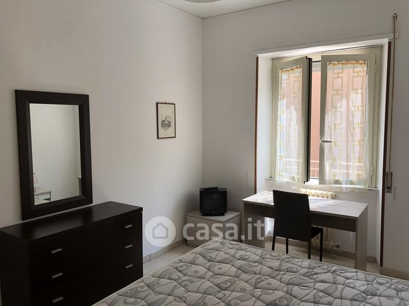 Stanza in Via Asiago 14 — foto 2 di 14