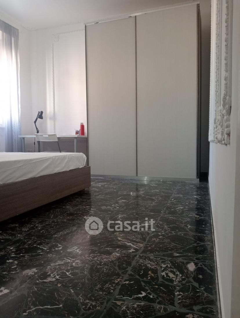Stanza in Via della Palazzina 87 — foto 7 di 9