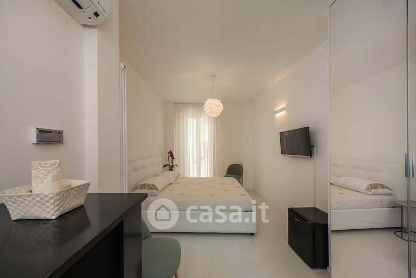 Stanza in Via Volturno 36 — foto 3 di 3