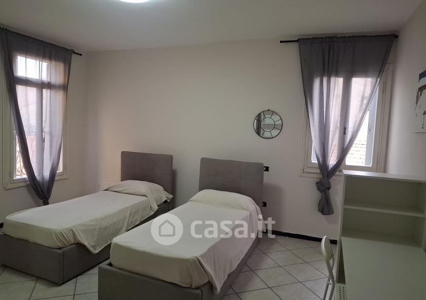 Stanza in Vicolo dei da Carrara 2 — foto 8 di 12