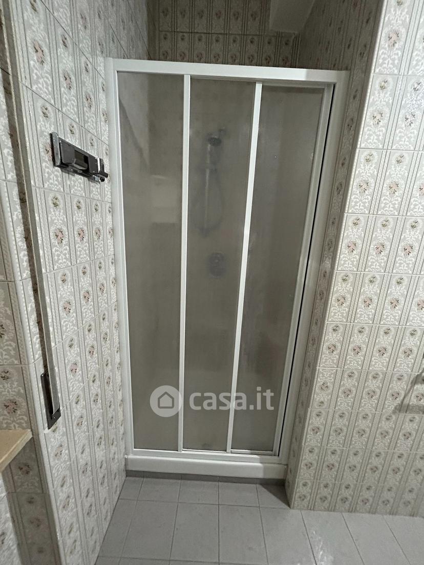 Stanza in Via Pasquale Vena 31 — foto 14 di 26