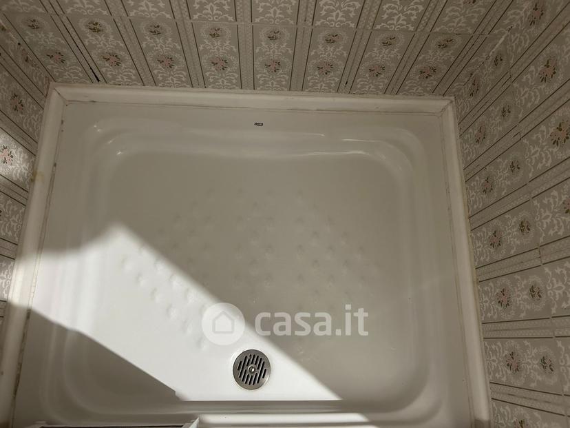 Stanza in Via Pasquale Vena 31 — foto 6 di 26
