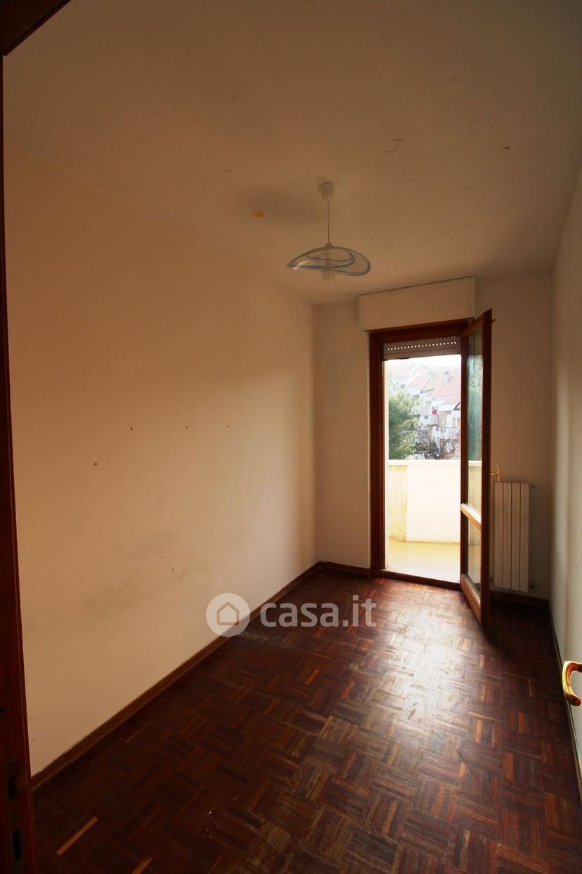 Trilocale in Via Friuli 100 — foto 13 di 35
