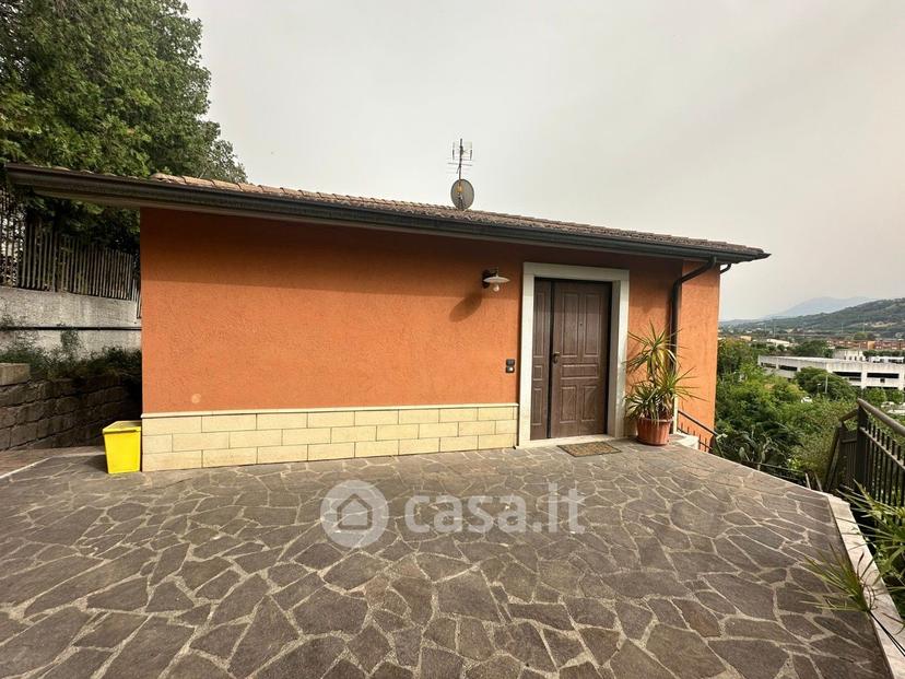 Stanza in Via Fontanelle 2 — foto 7 di 15
