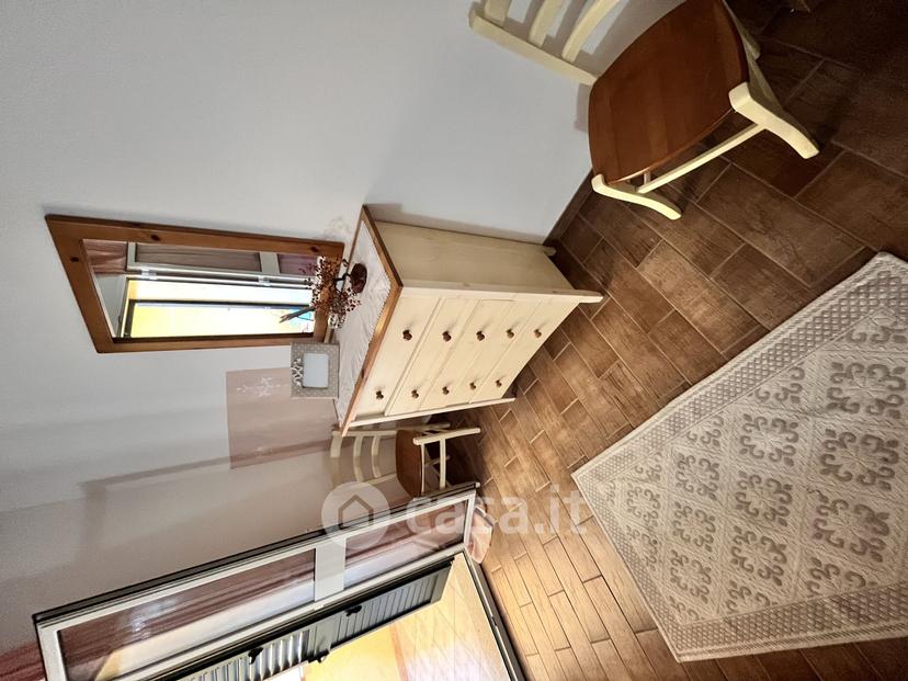Trilocale in Viale Calaliberotto 64 — foto 10 di 24