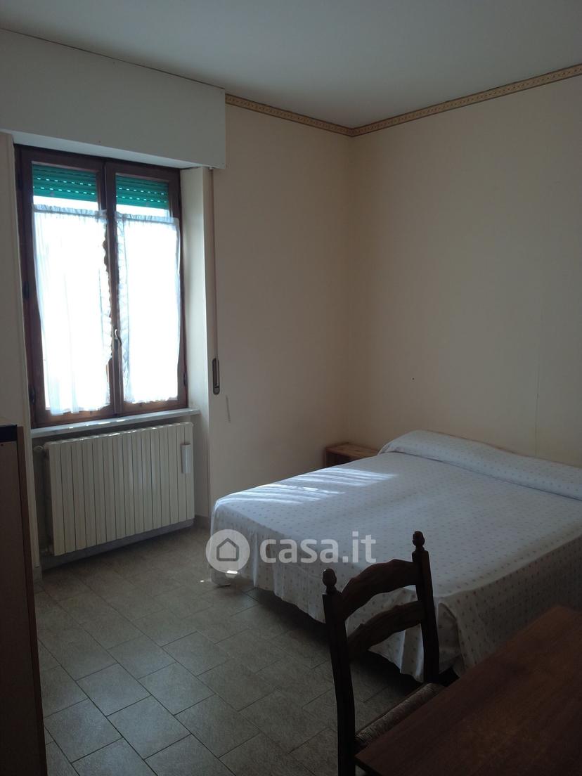 Stanza in Via Cesare Pinzi 9 — foto 9 di 9