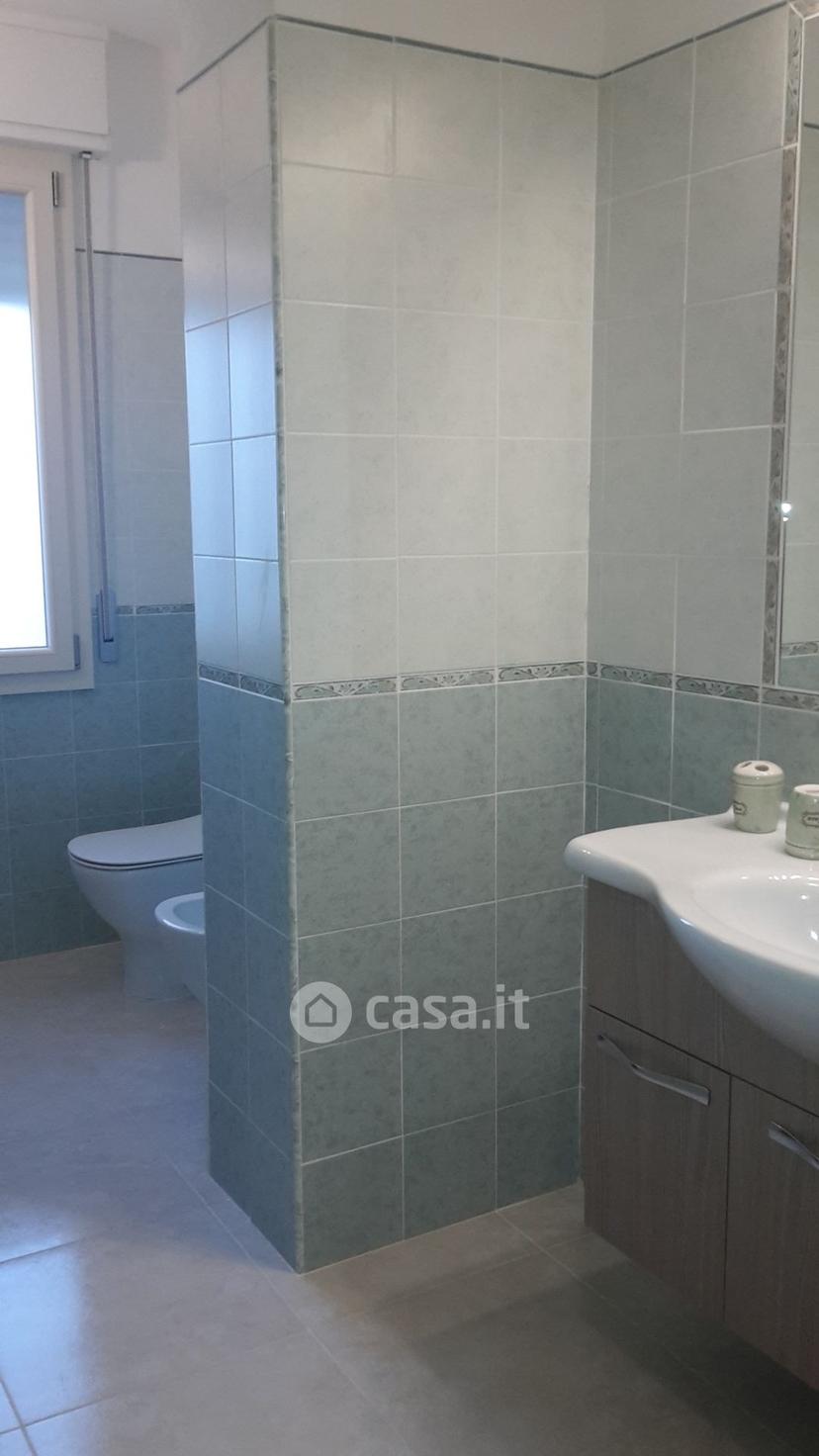 Stanza in Via Giovanni Usai 14 — foto 5 di 10