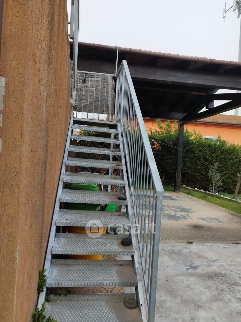 Stanza in Via V. Bellini 5 — foto 5 di 18