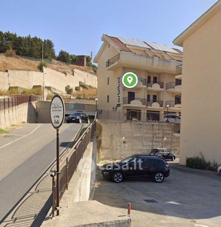 Stanza in Via Pier Santi Mattarella 305e