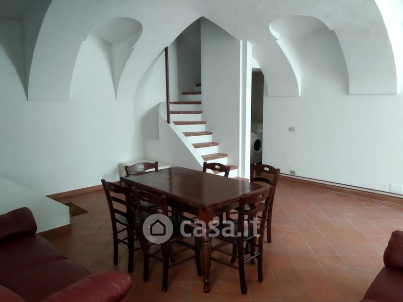 Stanza in Via Monte di Pietà 4 — foto 11 di 31