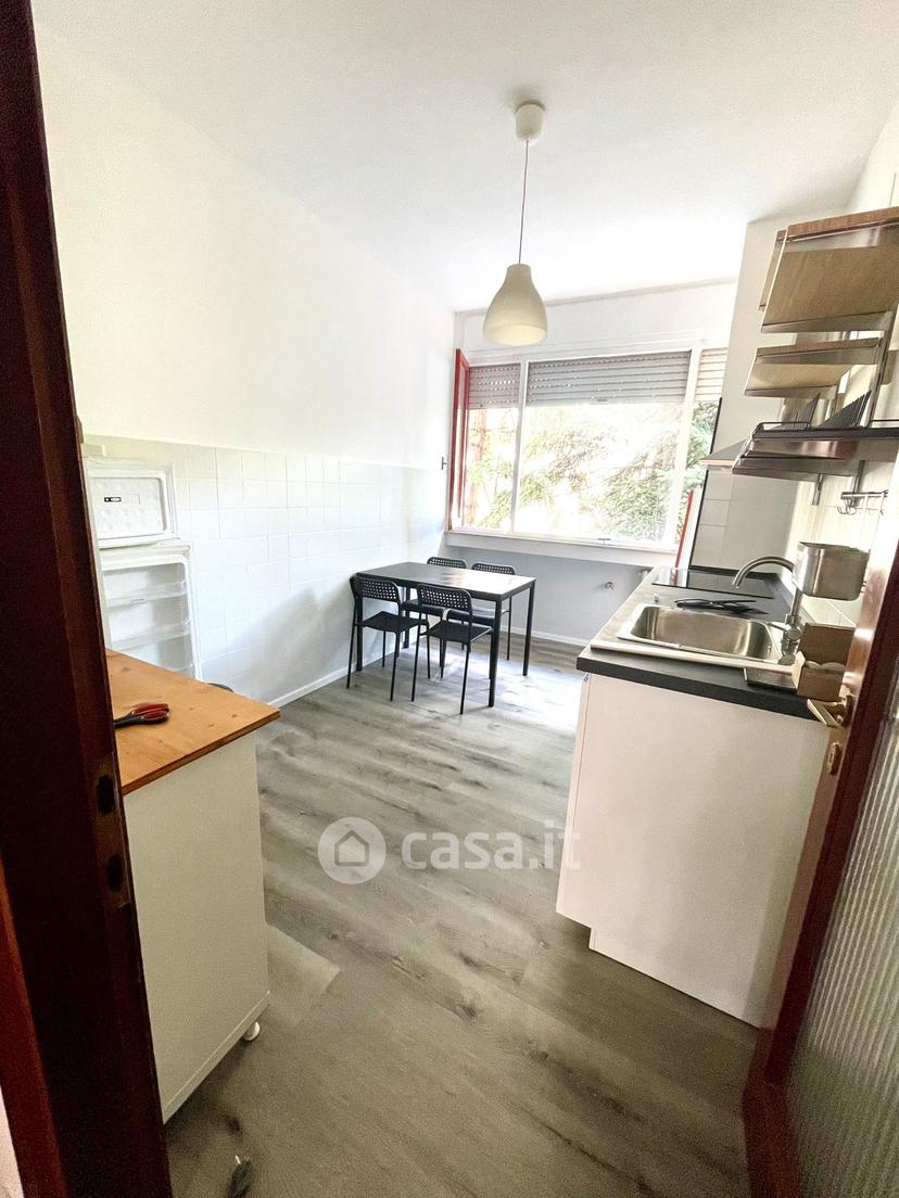 Stanza in Via Bonconte da Montefeltro 54 — foto 7 di 9